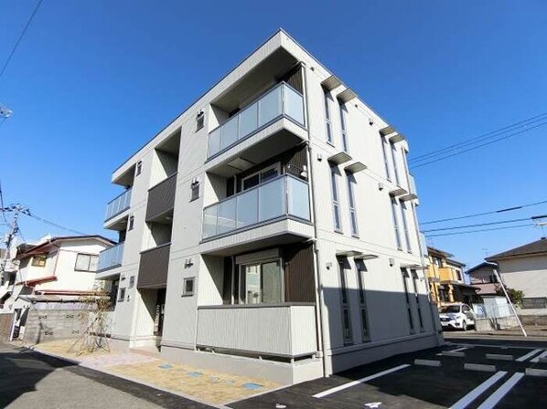 マイプレイス東照宮 Bの物件外観写真